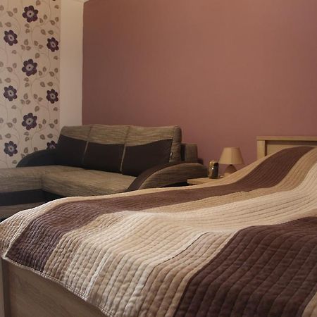Verona Apartman Сегед Екстериор снимка