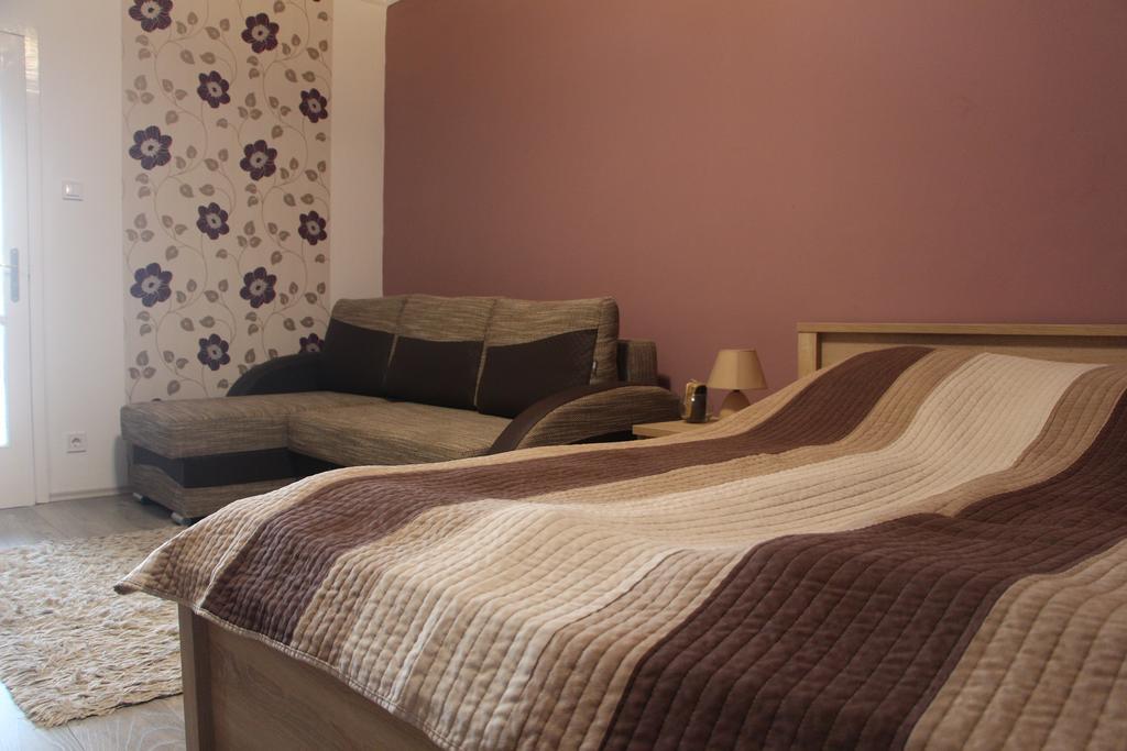 Verona Apartman Сегед Екстериор снимка