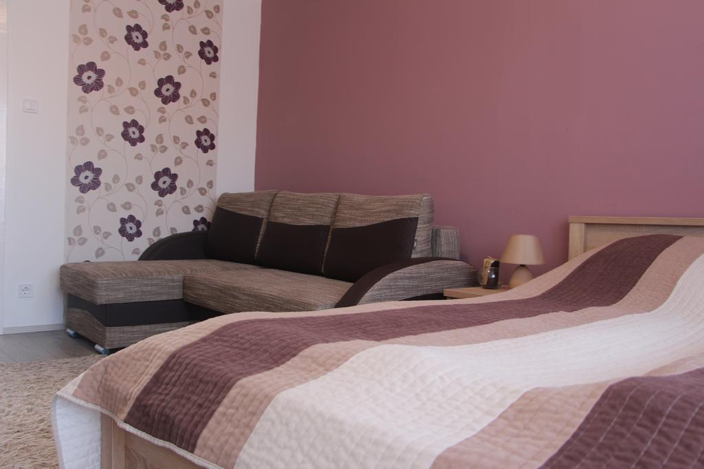 Verona Apartman Сегед Екстериор снимка