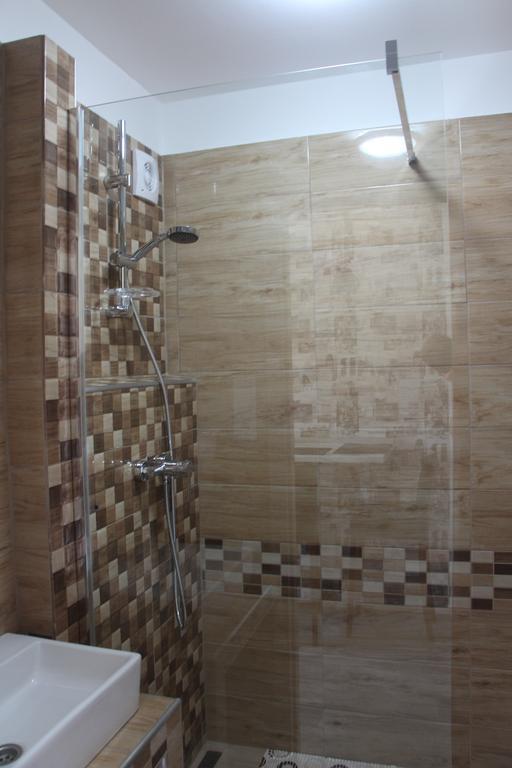 Verona Apartman Сегед Екстериор снимка
